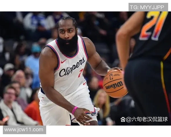 哈登狂砍41分14篮板11助攻三双 NBA季后赛关键战上演统治级表演