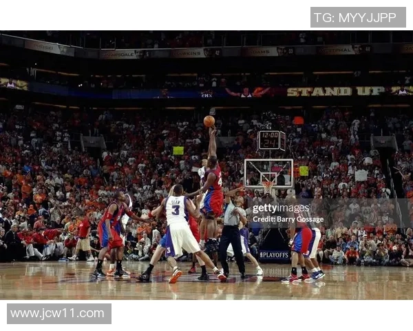 07年NBA总决赛回顾：太阳队主场对阵马刺队的经典对决与精彩瞬间